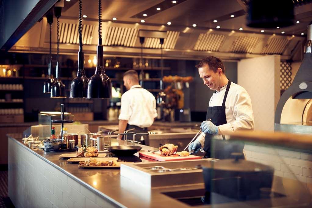 Van Der Valk Hotel Melle - Osnabrueck Restoran foto